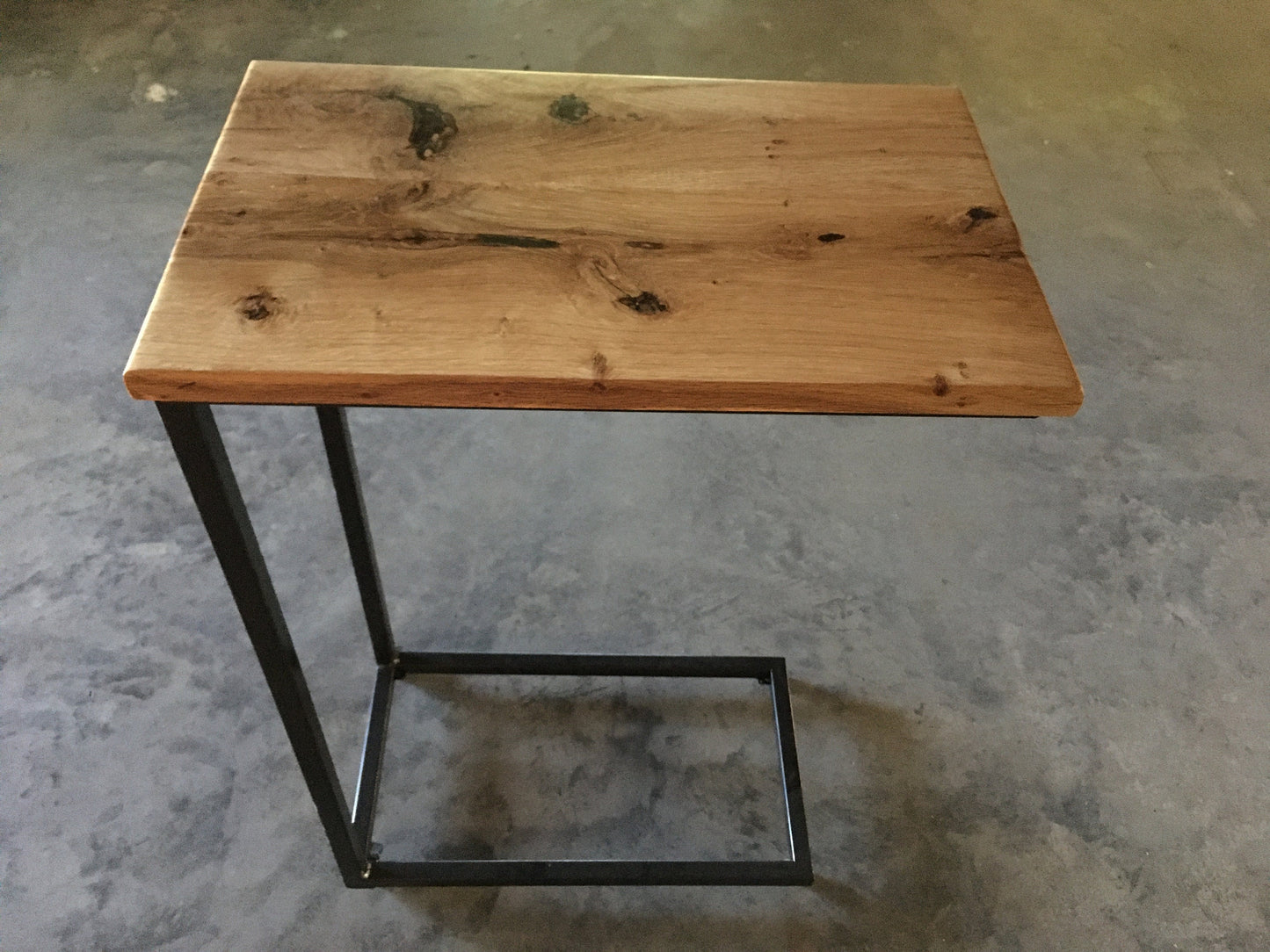 Rustic Live edge C table with casters / End table / Side table / Solid wood / Laptop desk