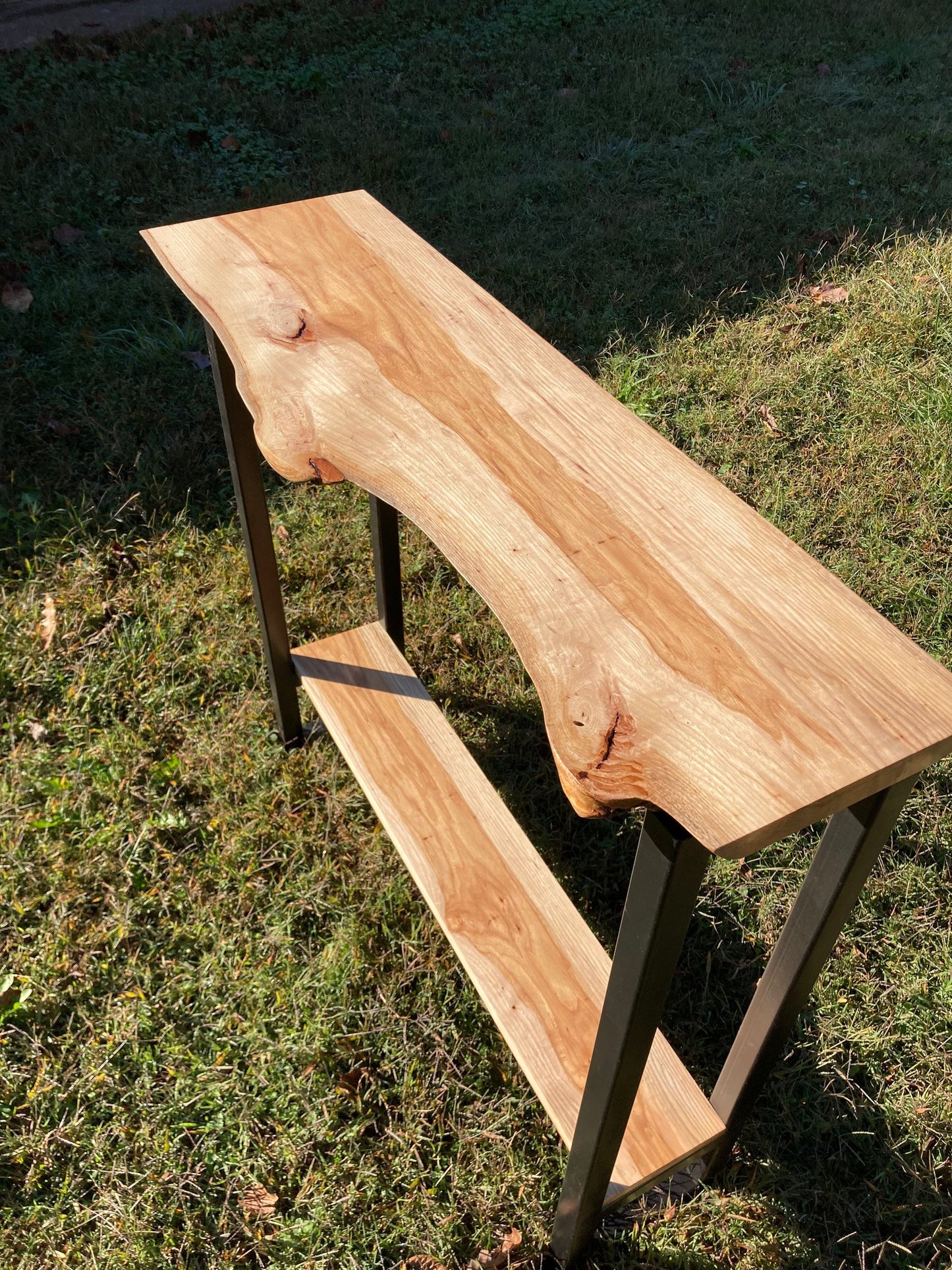 Rustic Live edge console table with shoe rack / Hickory wood / Black walnut / Ash wood / Pecan wood
